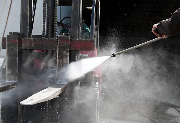 Best Dumpster Area Cleaning  in Nephi, UT